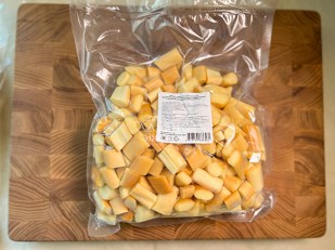 Дорадо вяленая: Сырный продукт ФЕРМЕРСКИЙ бочонок копченый