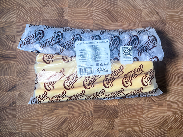 Сыр 1 кг ГОРНЫЙ СЫРОВАР (Балыковый копчёный) в Новочебоксарске