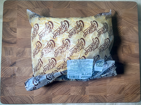 Сыр 1 кг ГОРНЫЙ СЫРОВАР (Паутинка со вкусом красной икры) в Новочебоксарске